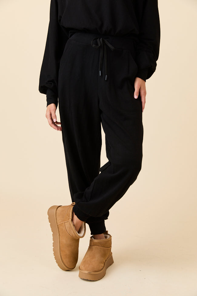 Sarah Black Jogger Emily Fauver X Pink Lily - Image 3